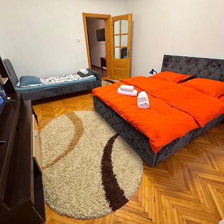 Linen Tree Apartment เบยเล เฮร์คูลาเน ภายนอก รูปภาพ